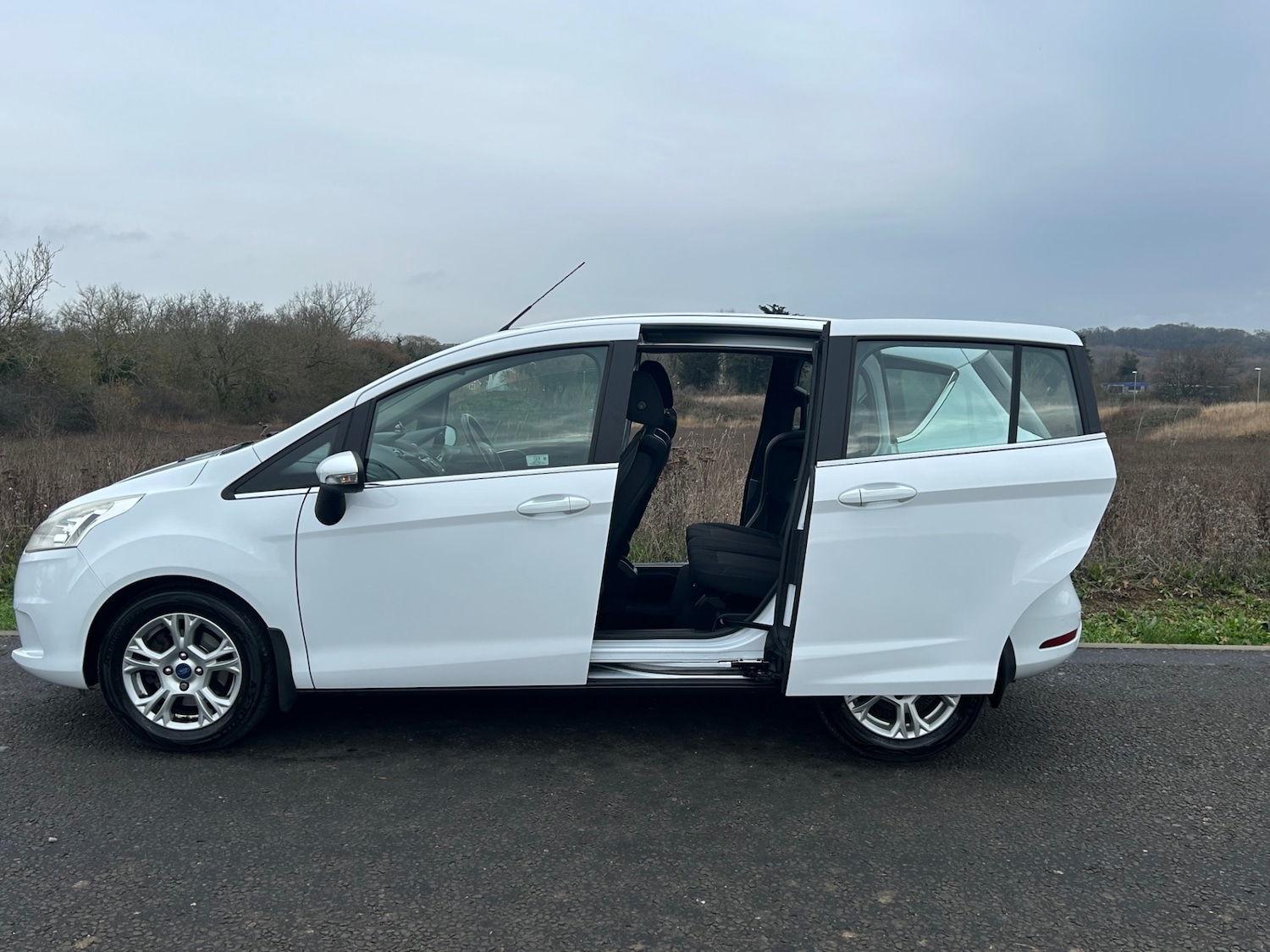 Used Ford B-MAX 2016 for sale - 76957864: Photo 10