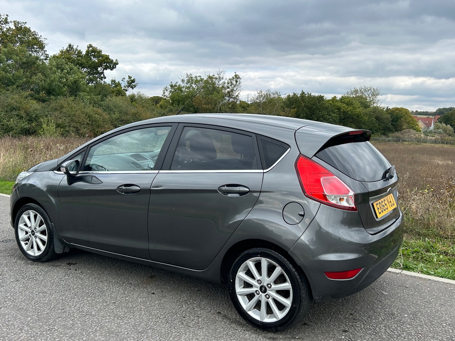 Used Ford Fiesta 2015 for sale - 77638809: Photo 4