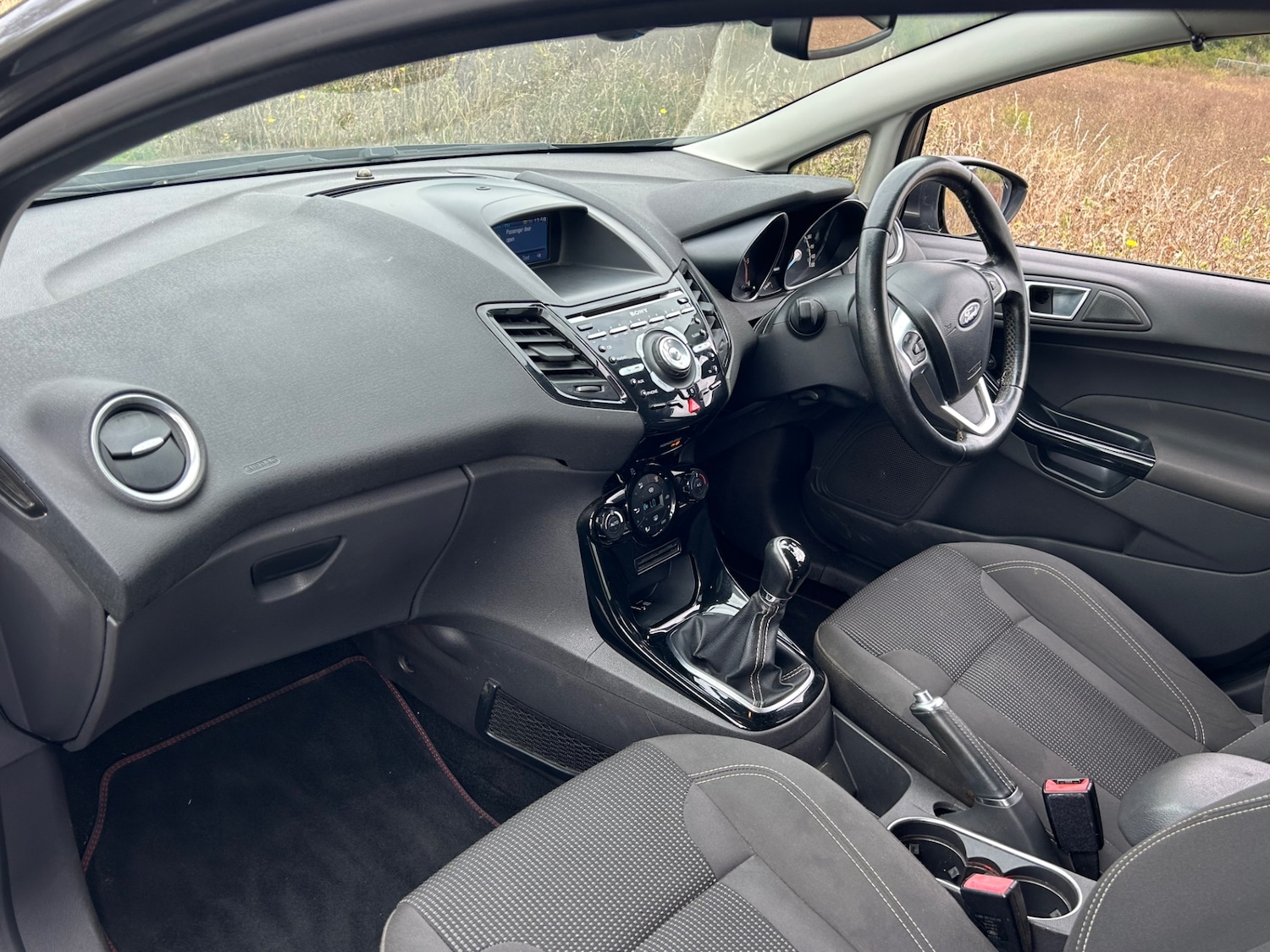 Used Ford Fiesta 2015 for sale - 77638809: Photo 8