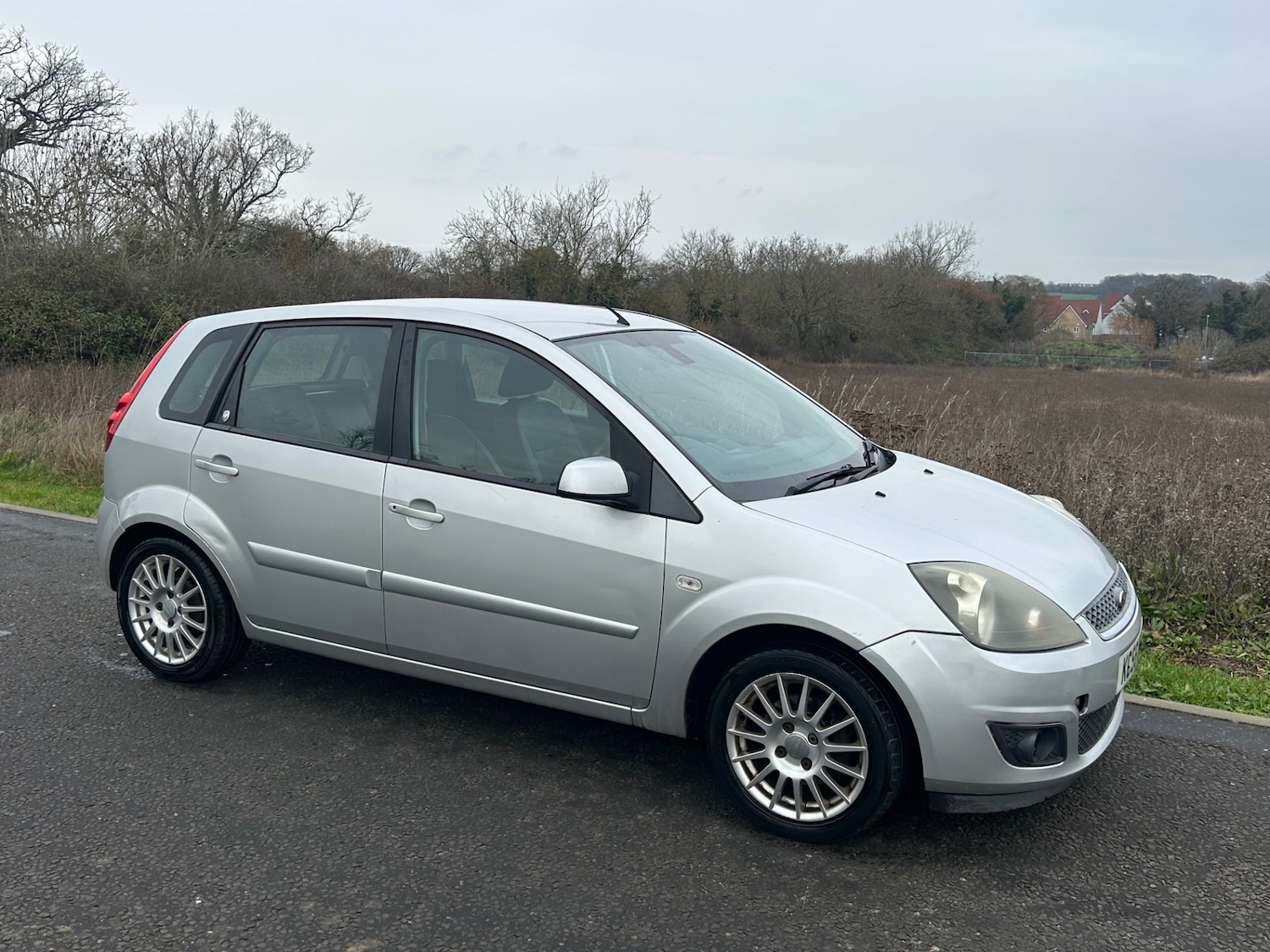 Used Ford Fiesta 2007 for sale - 76941123: Photo 4