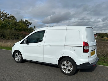 Used Ford Transit Courier 2020 for sale - 78508426: Photo