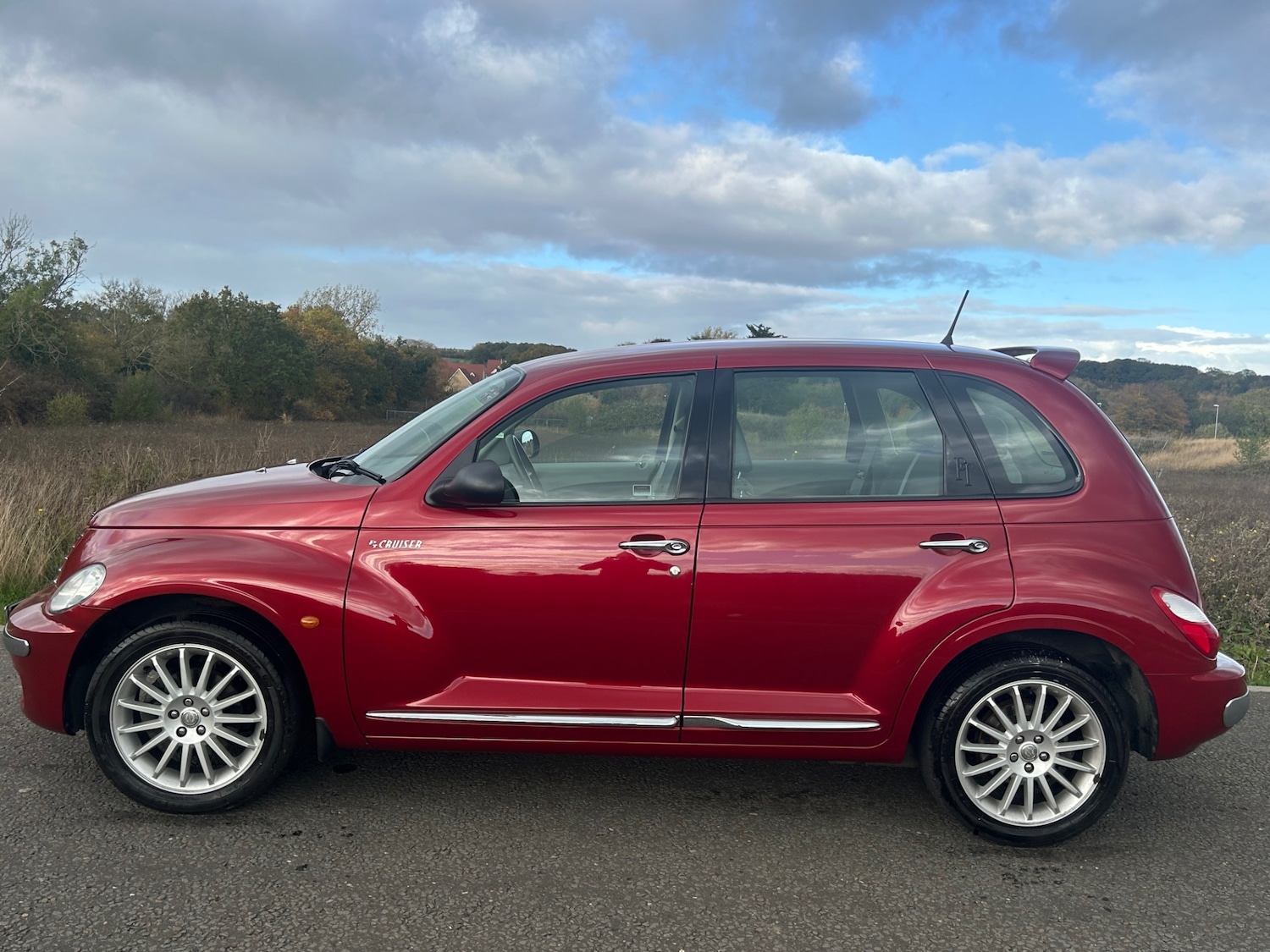 Used Chrysler PT Cruiser 2007 for sale - 76387391: Photo 2