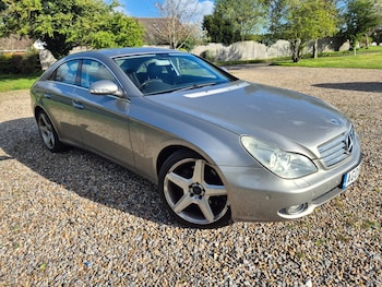 Used Mercedes-Benz CLS 2005 for sale - 78118099: Photo