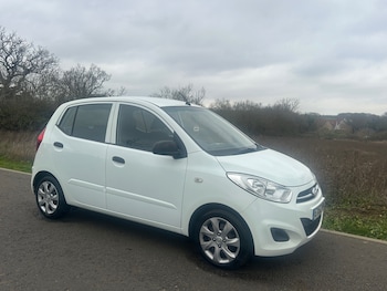 Used Hyundai i10 2012 for sale - 76947132: Photo