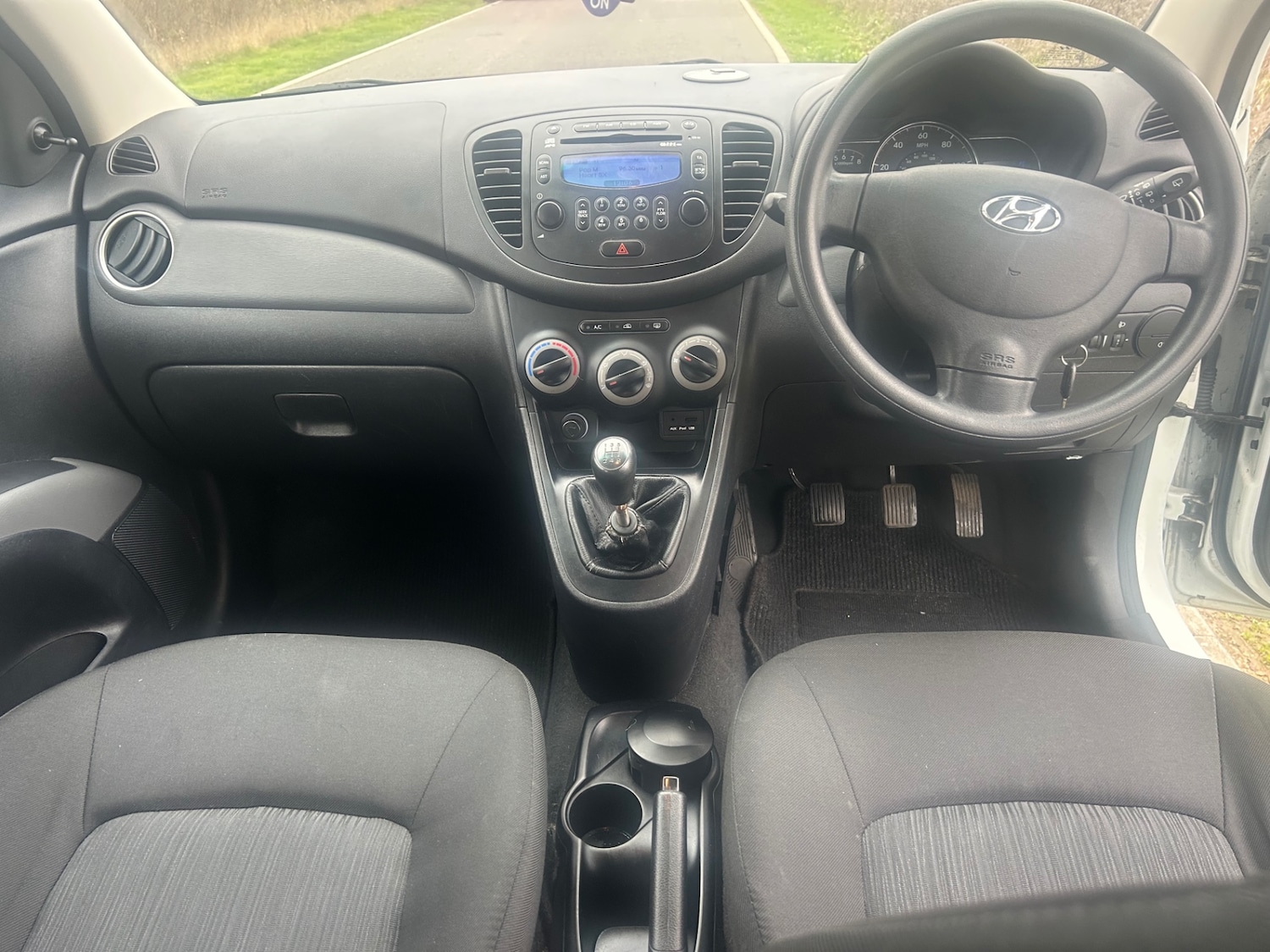 Used Hyundai i10 2012 for sale - 76947132: Photo 7