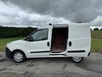 Used Vauxhall Combo 2018 for sale - 79552066: Photo