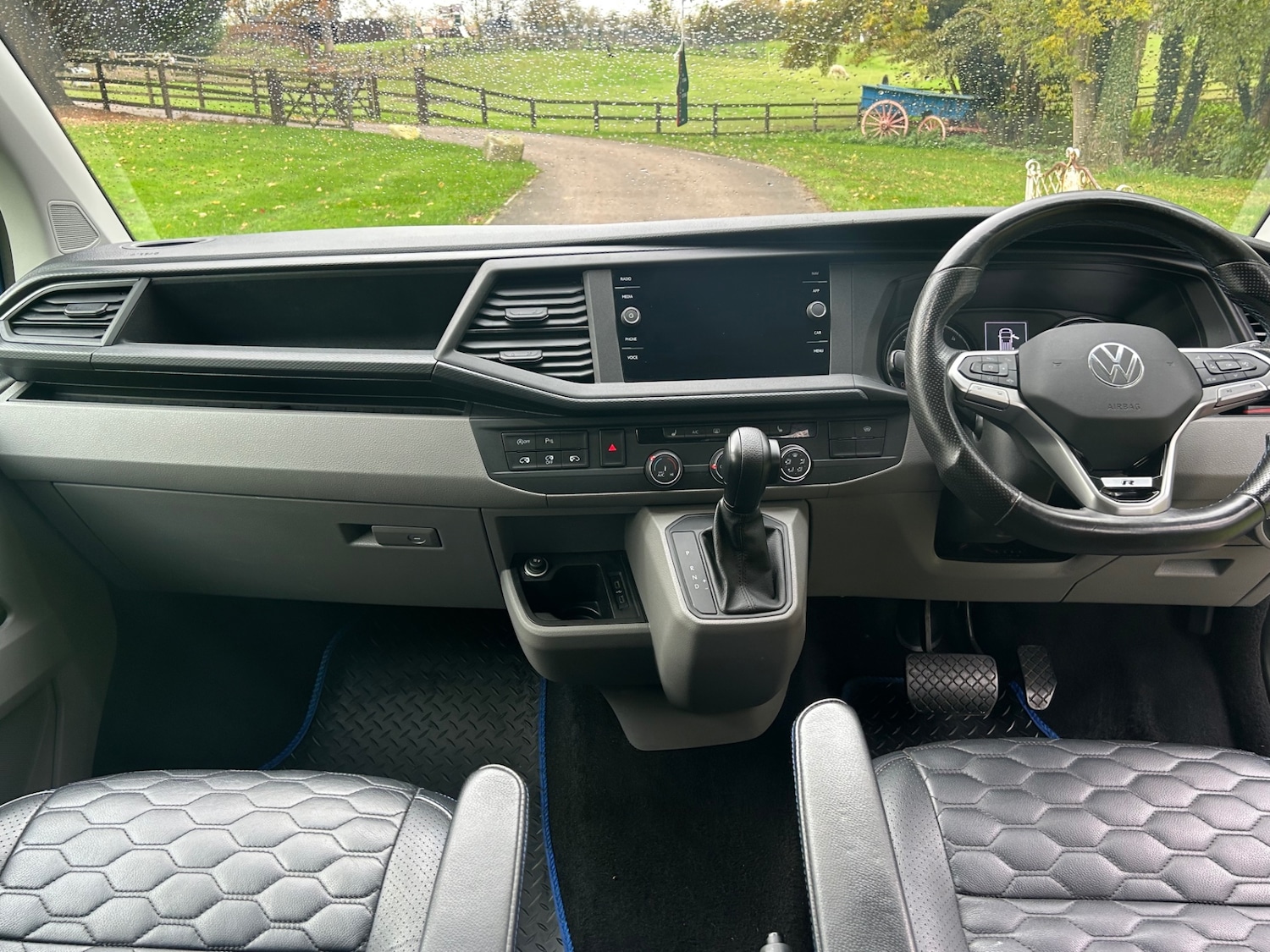 Used Volkswagen Transporter Sportline 2022 for sale - 76497724: Photo 12