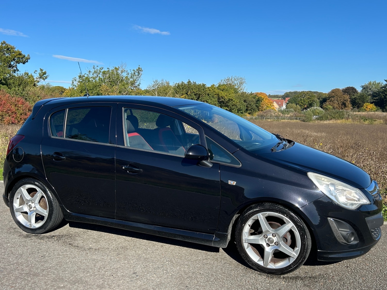 Used Vauxhall Corsa 2011 for sale - 76681967: Photo 4