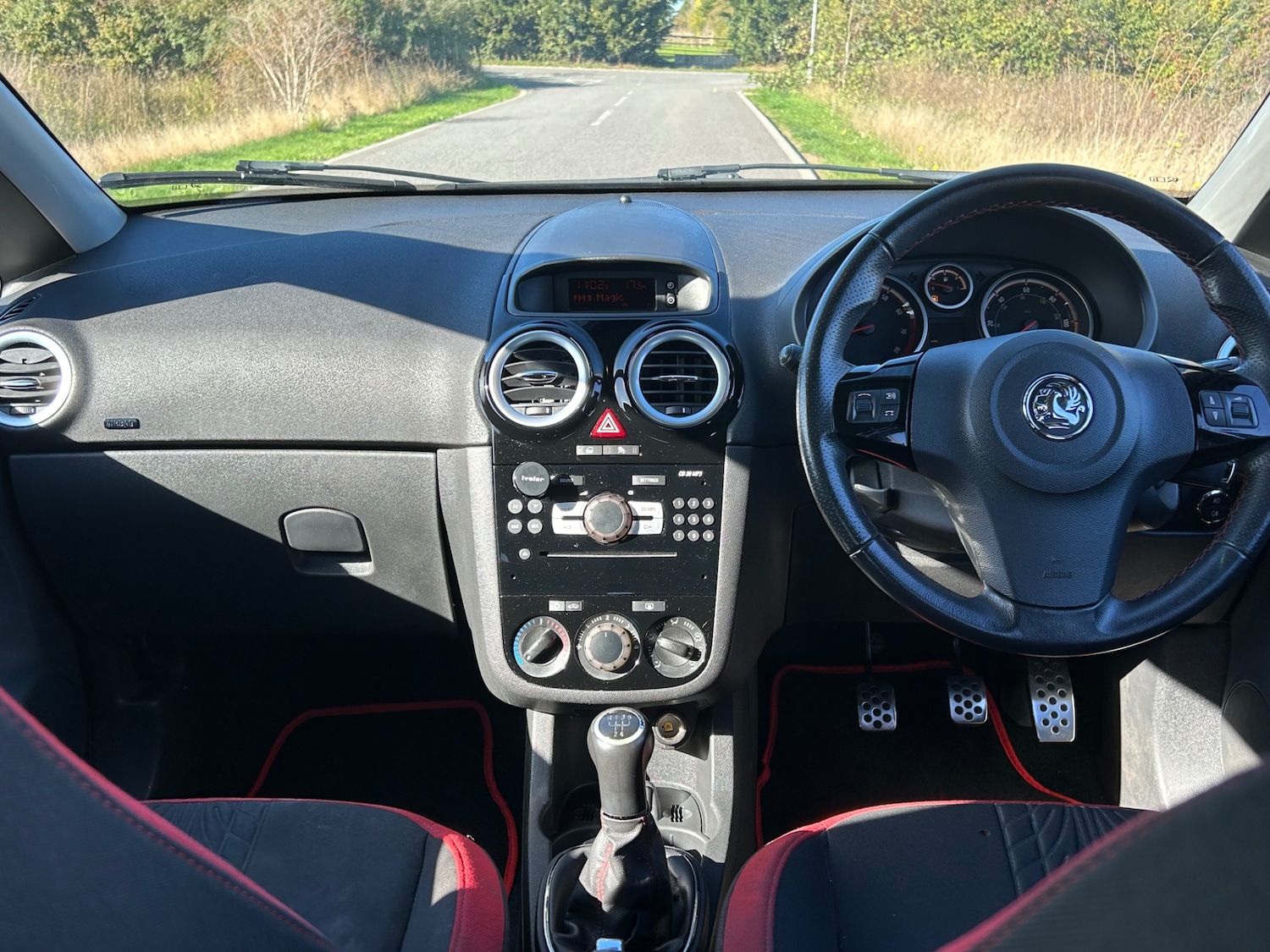 Used Vauxhall Corsa 2011 for sale - 76681967: Photo 6