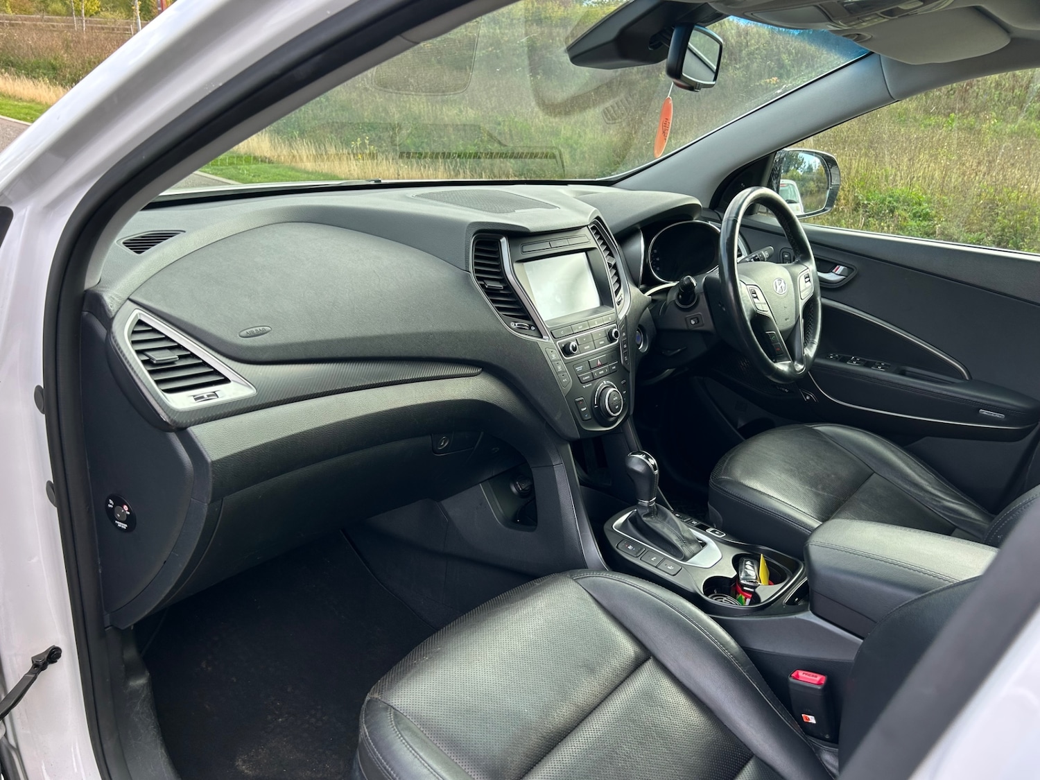 Used Hyundai Santa Fe 2016 for sale - 76941121: Photo 6