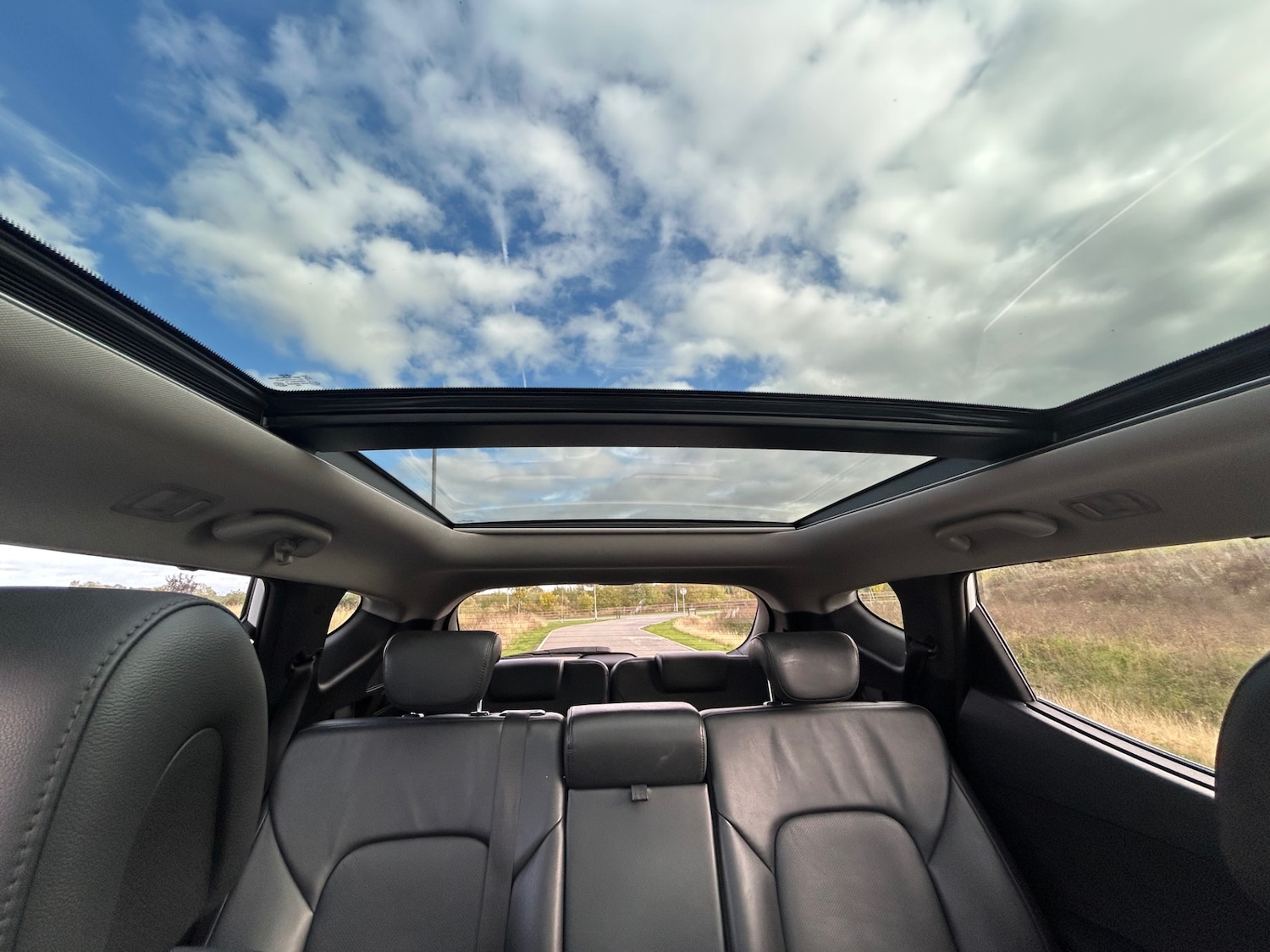 Used Hyundai Santa Fe 2016 for sale - 76941121: Photo 9