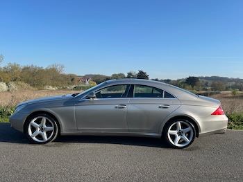 Used Mercedes-Benz CLS 2005 for sale - 78161681: Photo