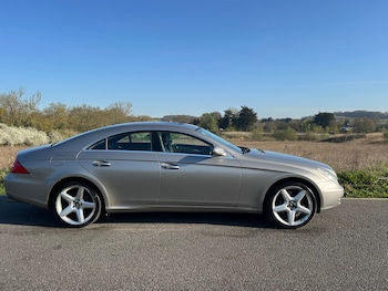 Used Mercedes-Benz CLS 2005 for sale - 78161681: Photo