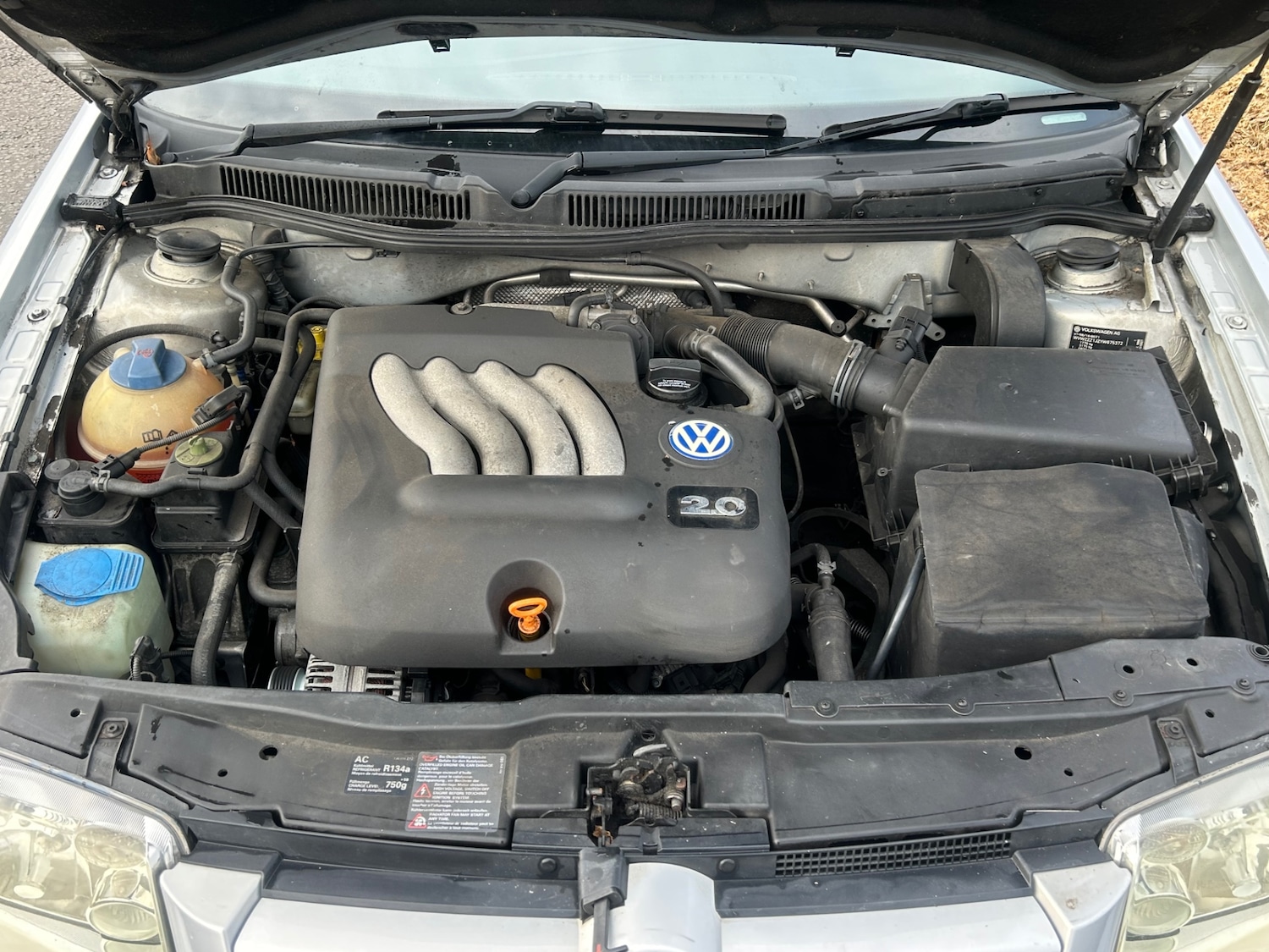 Used Volkswagen Bora 2000 for sale - 77245867: Photo 6