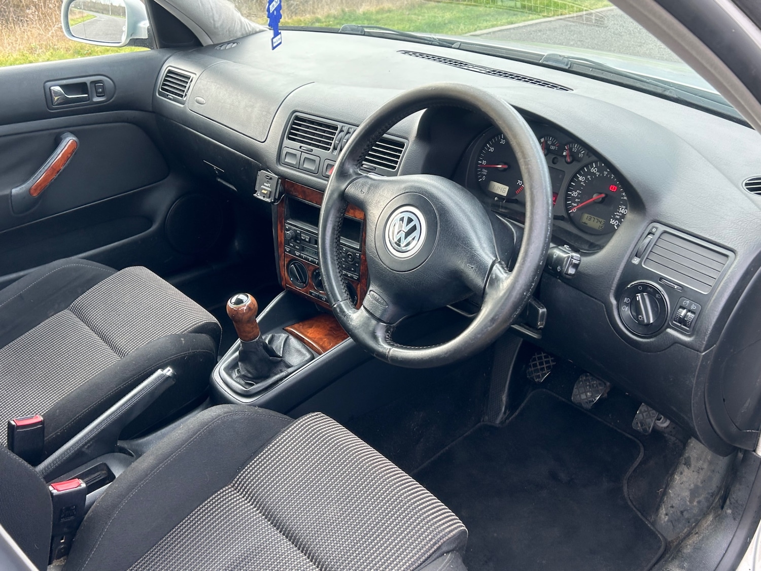 Used Volkswagen Bora 2000 for sale - 77245867: Photo 9