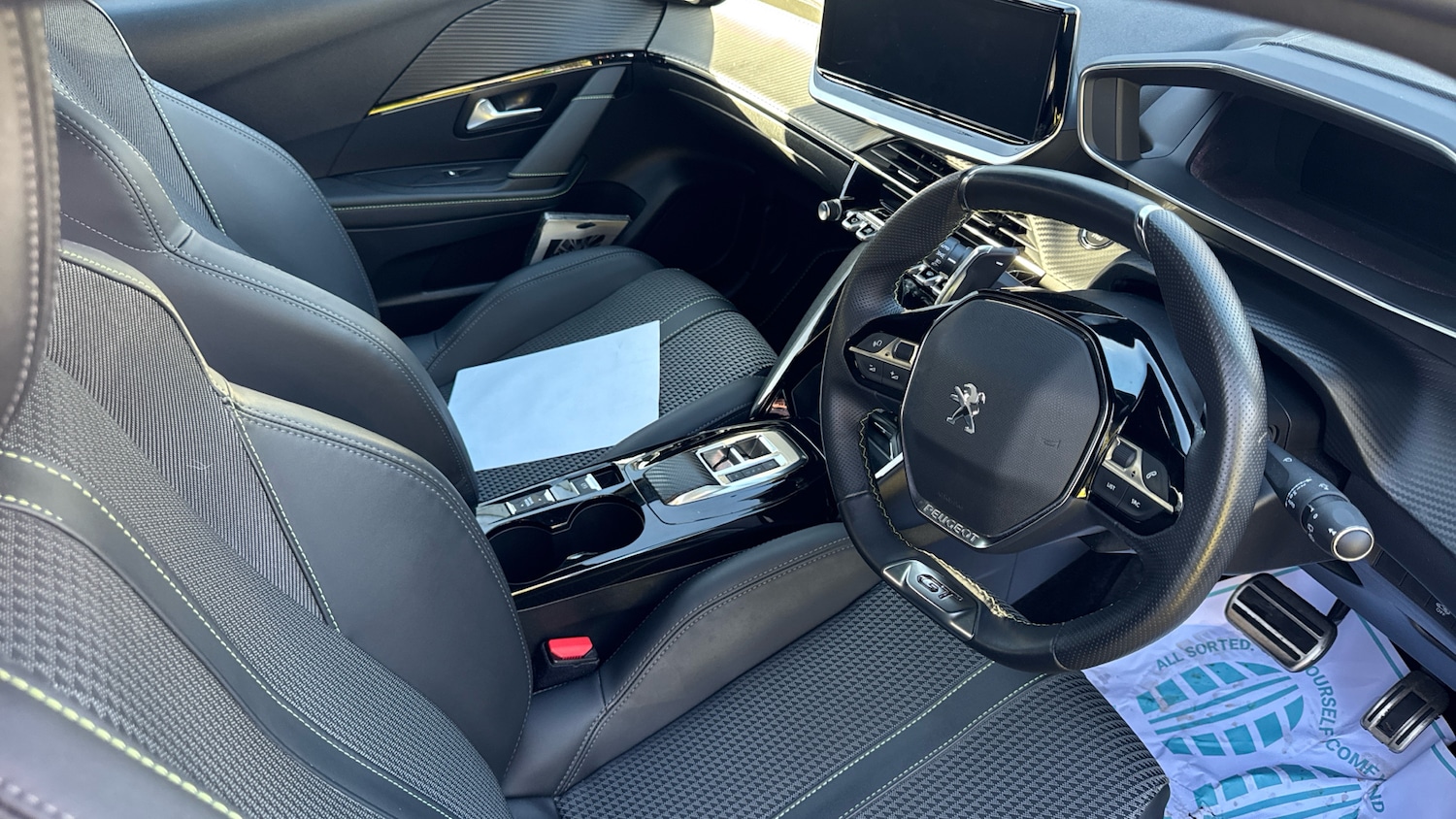 Used Peugeot 208 2023 for sale - 76350363: Photo 11