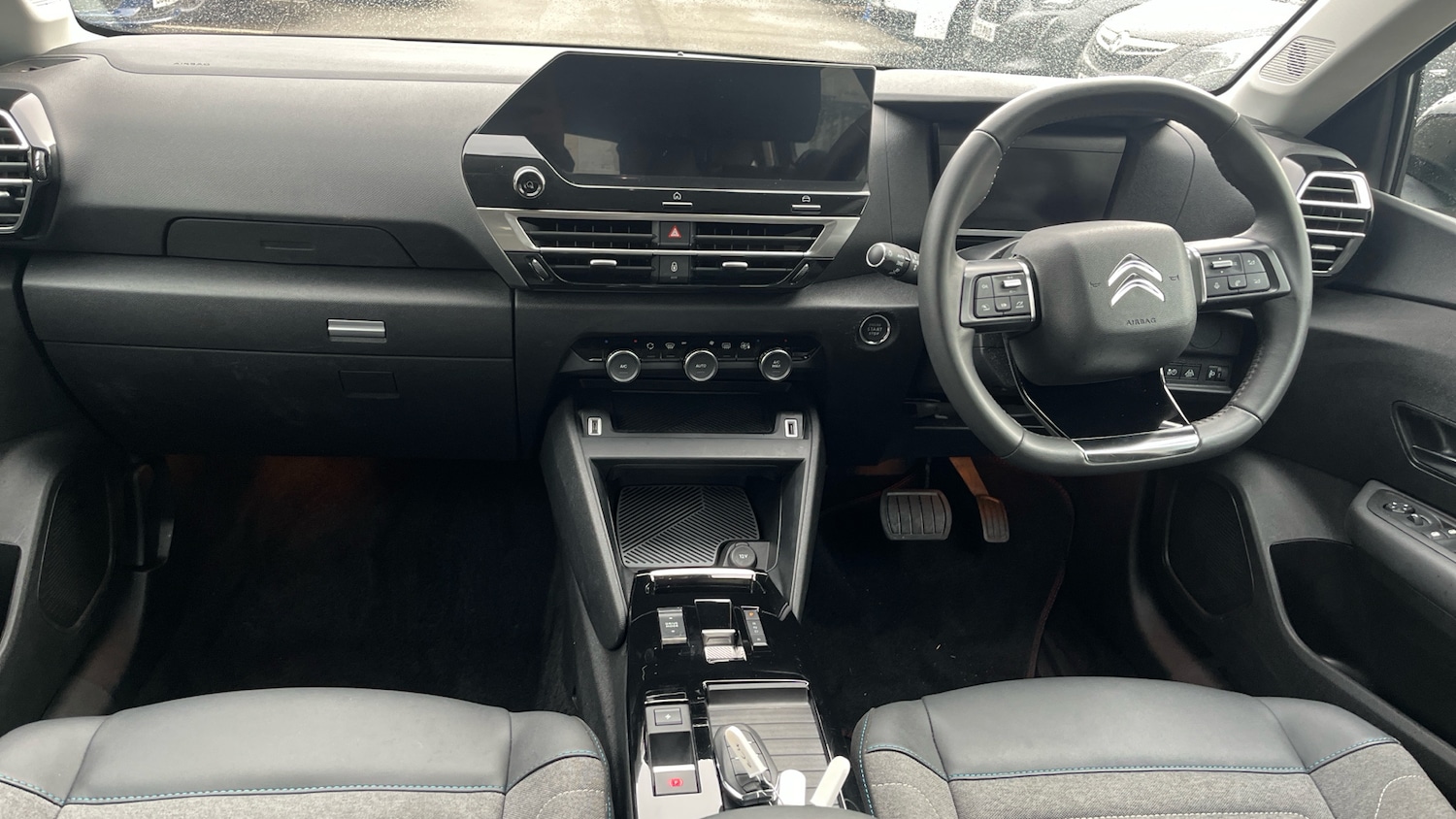 Used Citroen C4 2024 for sale - 77893532: Photo 4