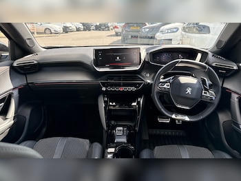 Used Peugeot 2008 2023 for sale - 75812192: Photo