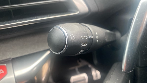 Used Peugeot 5008 2022 for sale - 76260947: Photo 27
