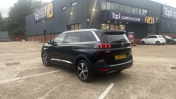 Used Peugeot 5008 2022 for sale - 76260947: Photo 5
