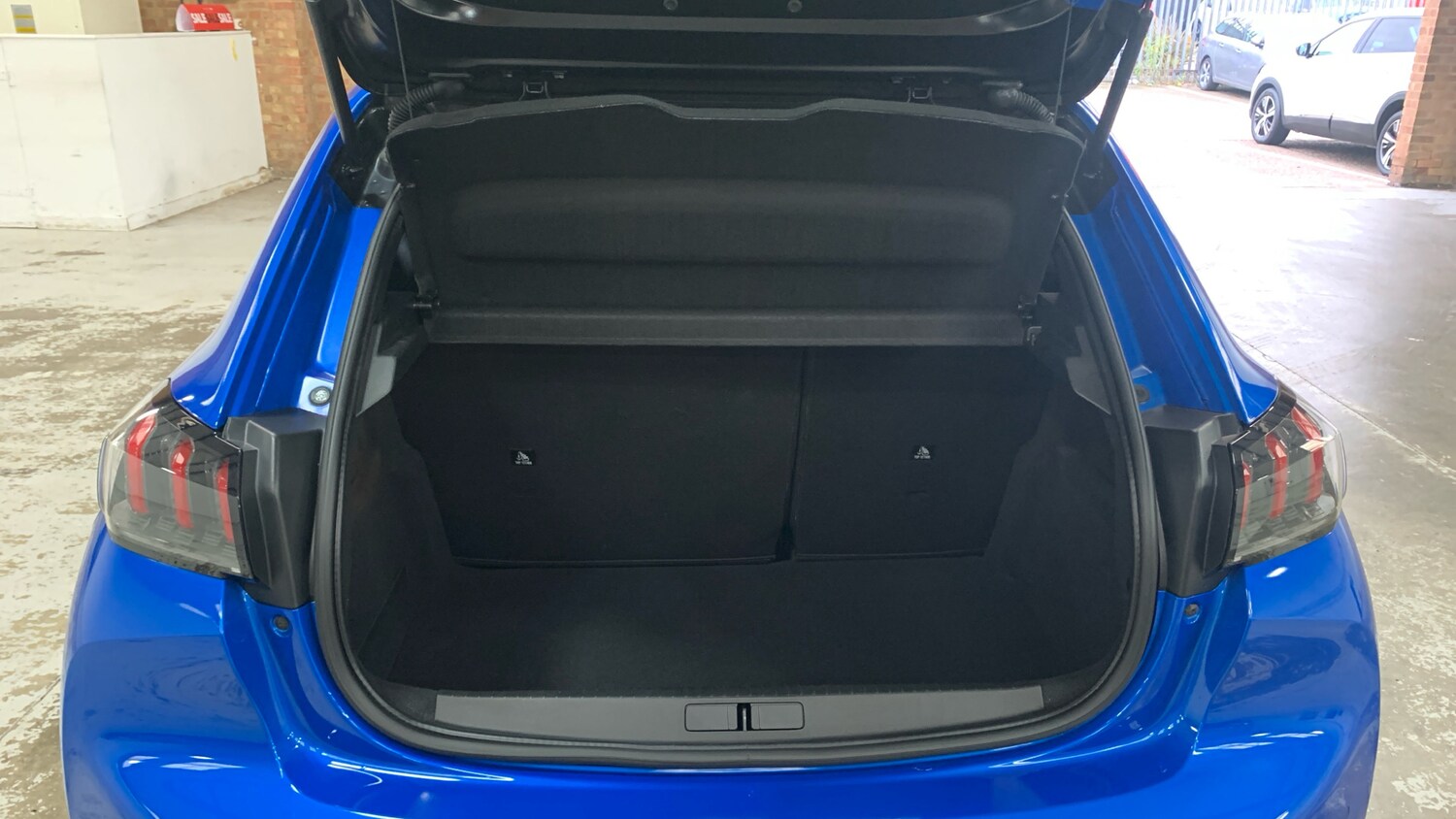 Used Peugeot 208 2022 for sale - 76621439: Photo 19