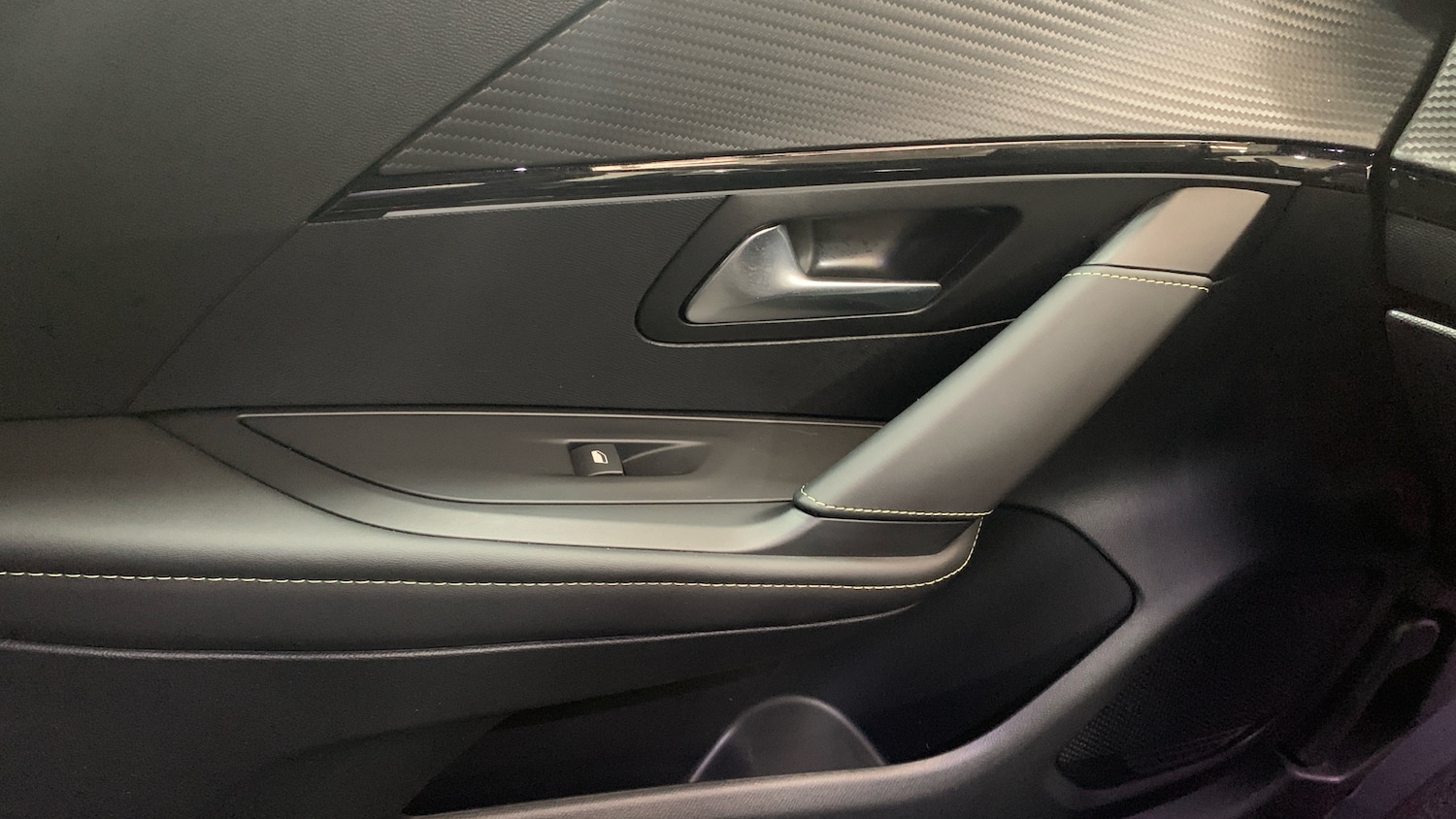 Used Peugeot 208 2022 for sale - 76621439: Photo 41