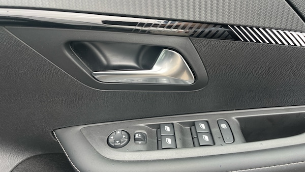 Used Peugeot 208 2024 for sale - 76175965: Photo 41