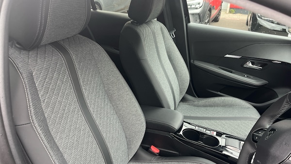 Used Peugeot 208 2024 for sale - 76175965: Photo 42