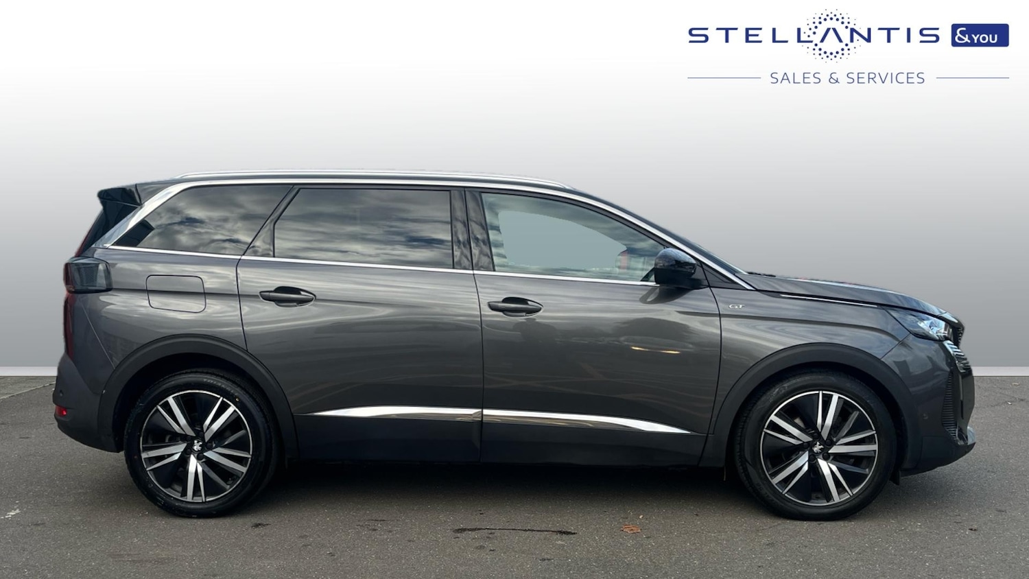 Used Peugeot 5008 2022 for sale - 76634721: Photo 2