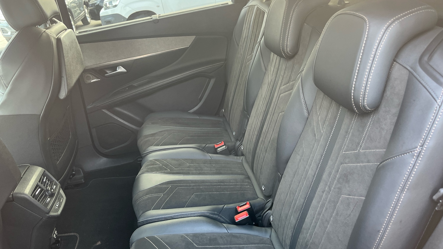 Used Peugeot 5008 2022 for sale - 76634721: Photo 33