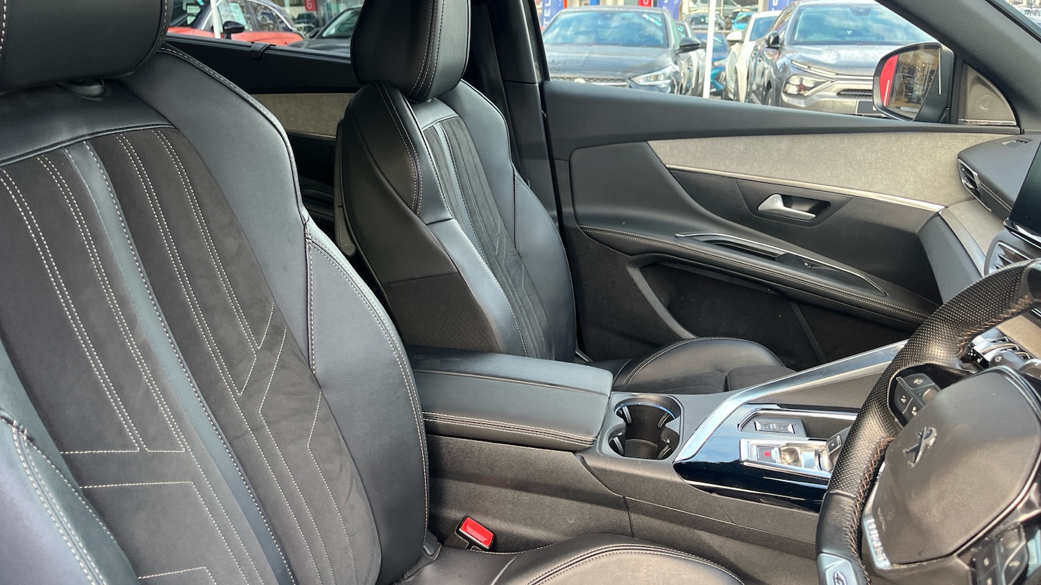 Used Peugeot 5008 2022 for sale - 76634721: Photo 42