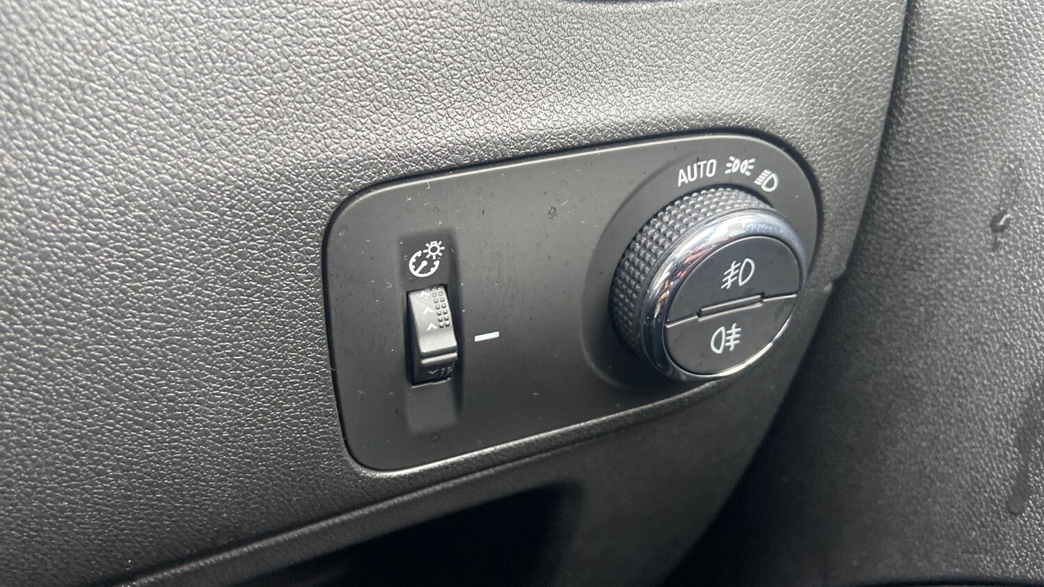 Used Vauxhall Crossland 2022 for sale - 76241055: Photo 34