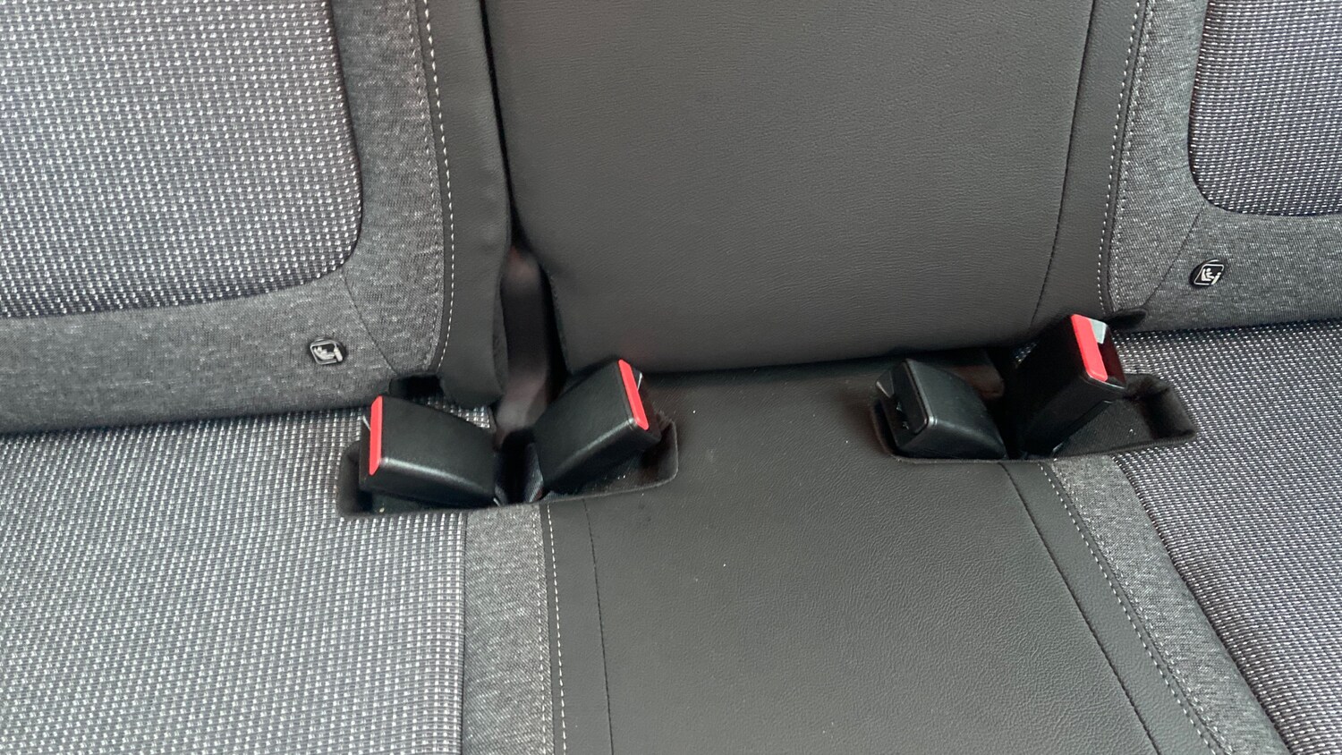 Used Vauxhall Crossland 2022 for sale - 76241055: Photo 35