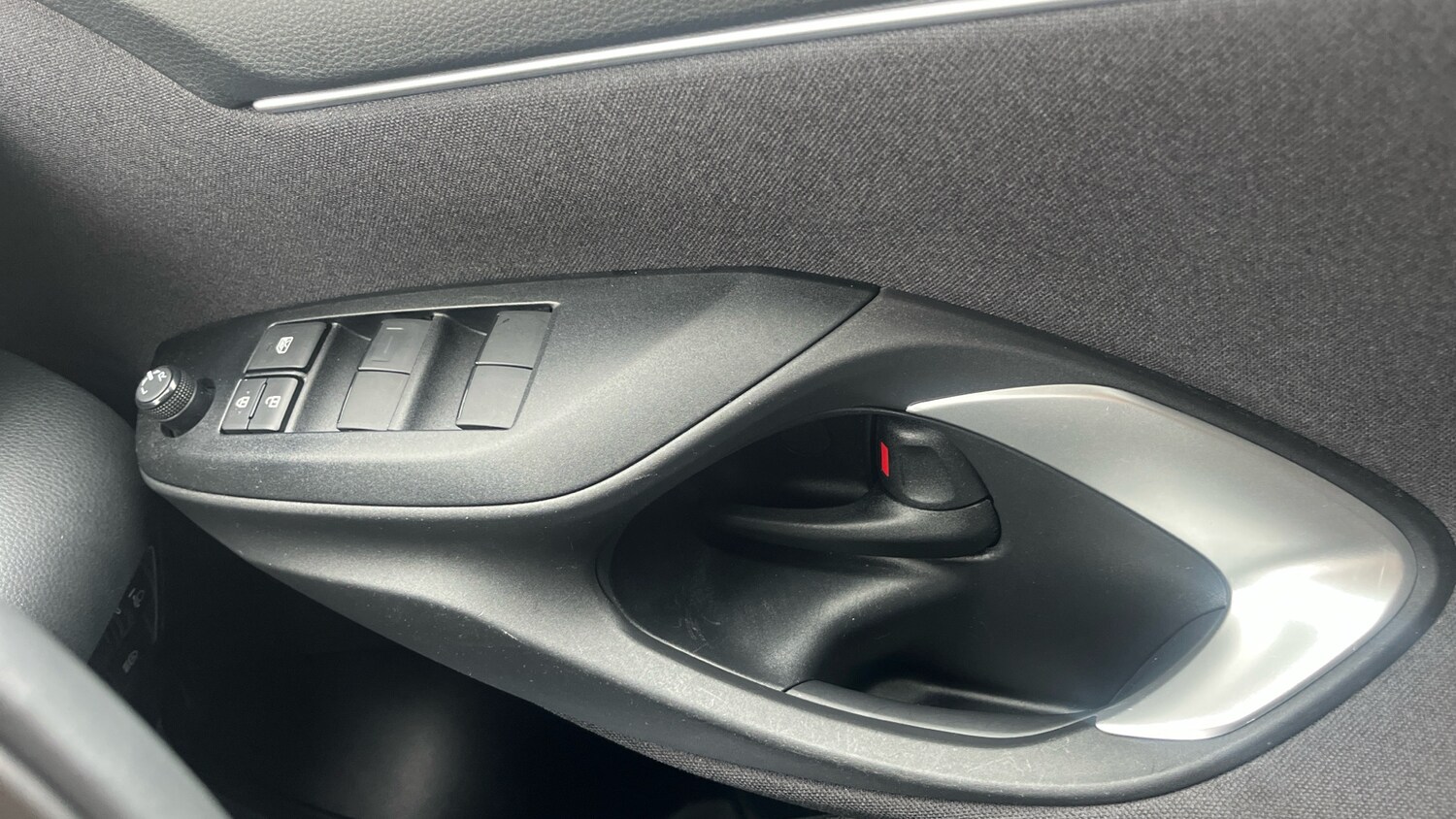 Used Toyota Yaris 2022 for sale - 76953768: Photo 23