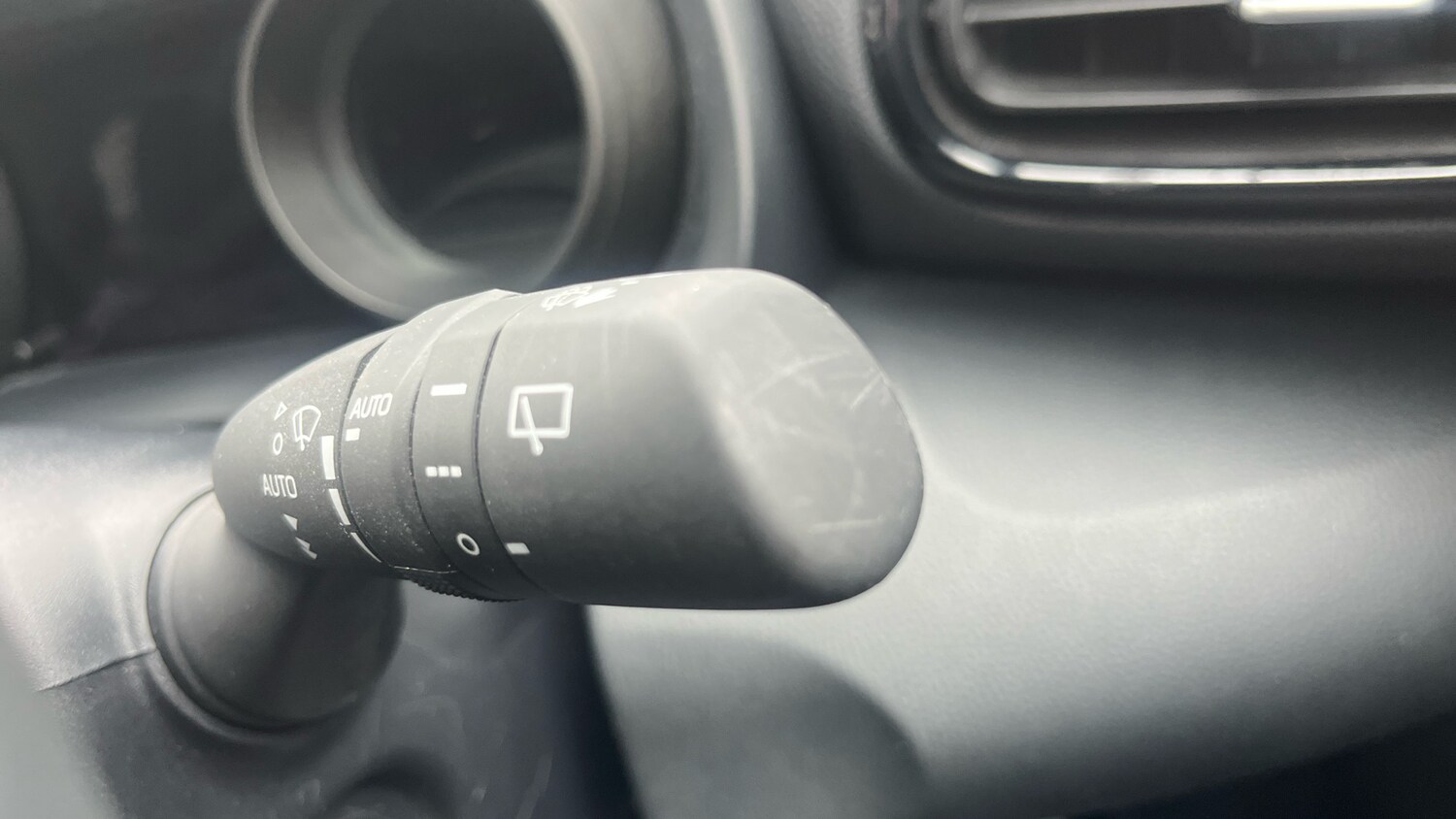 Used Toyota Yaris 2022 for sale - 76953768: Photo 29