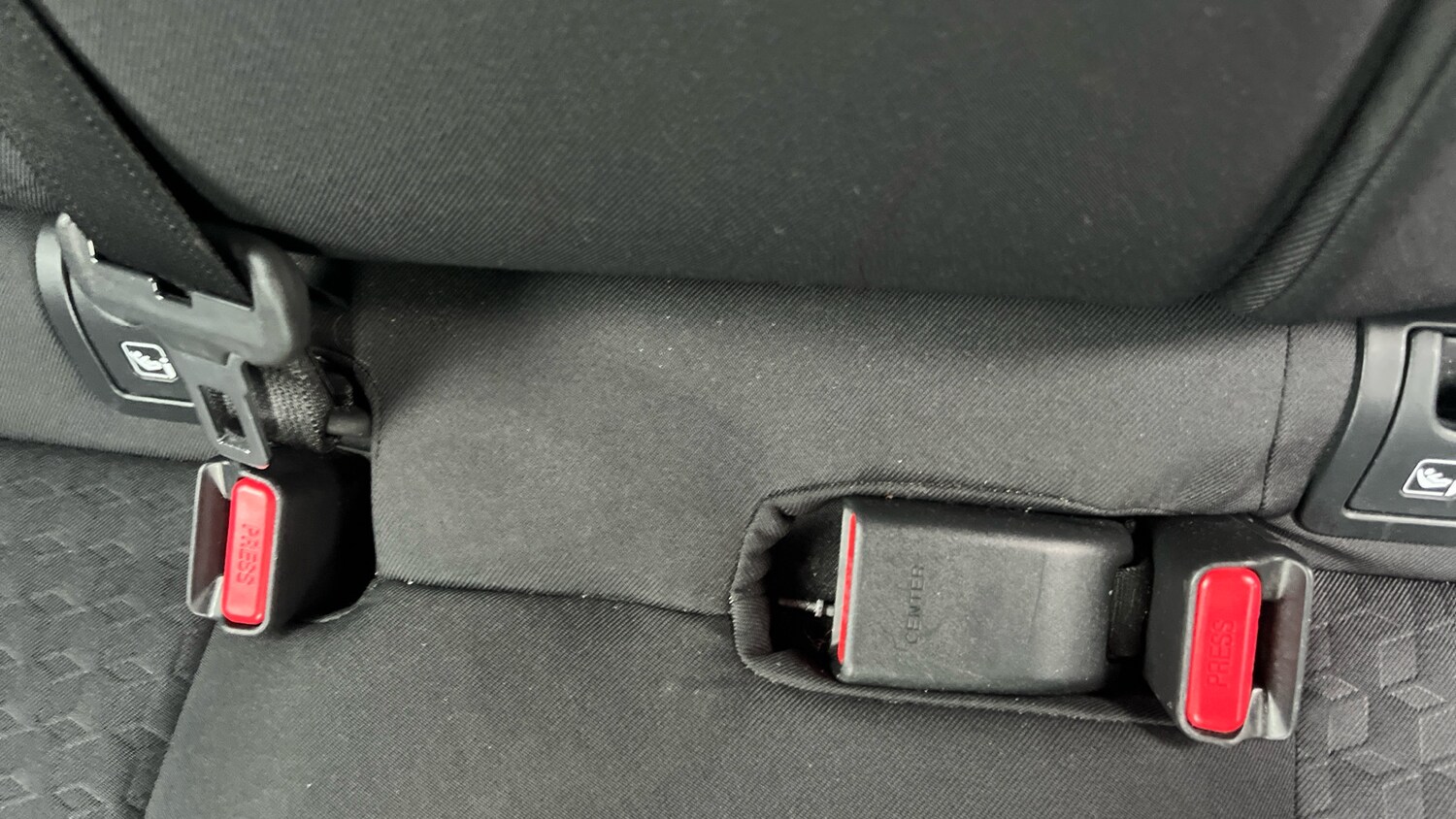 Used Toyota Yaris 2022 for sale - 76953768: Photo 34