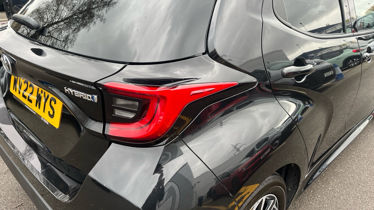 Used Toyota Yaris 2022 for sale - 76953768: Photo 44