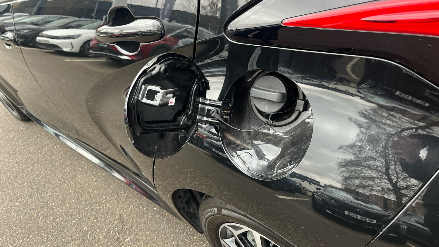 Used Toyota Yaris 2022 for sale - 76953768: Photo 48