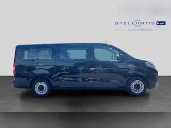 Used Vauxhall Vivaro Life 2023 for sale - 79117422: Photo