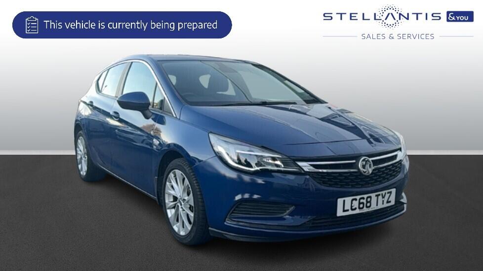 Used Vauxhall Astra 2018 for sale - 76702986: Photo 1