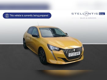 Peugeot - 208