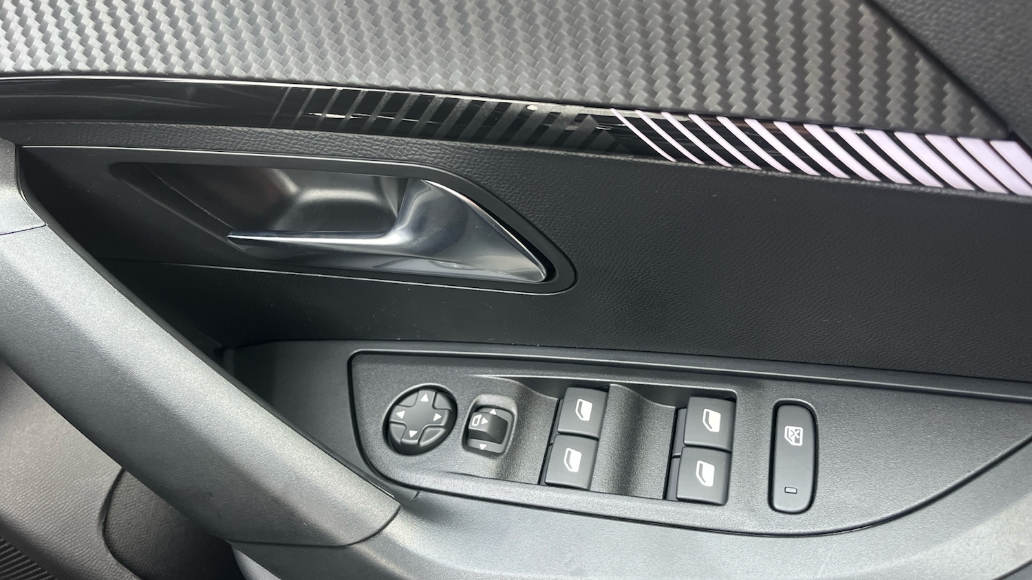 Used Peugeot 2008 2025 for sale - 76586433: Photo 22