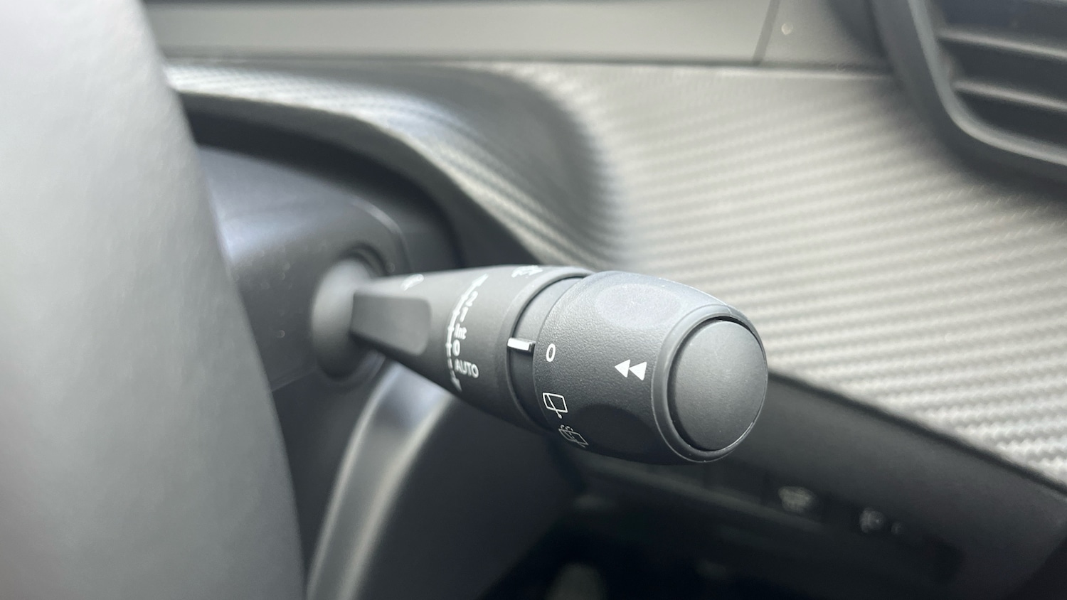 Used Peugeot 2008 2025 for sale - 76586433: Photo 28