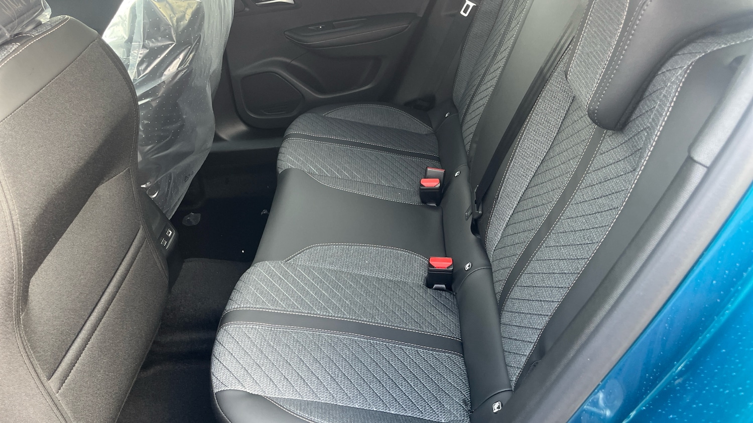 Used Peugeot 2008 2025 for sale - 76586433: Photo 32