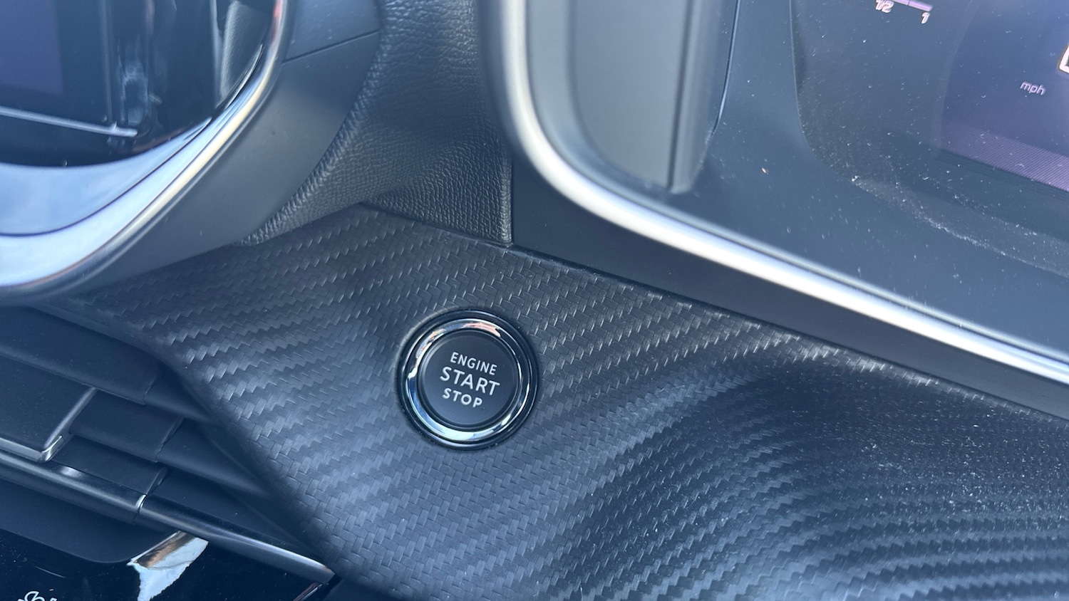 Used Peugeot 2008 2025 for sale - 76887917: Photo 36