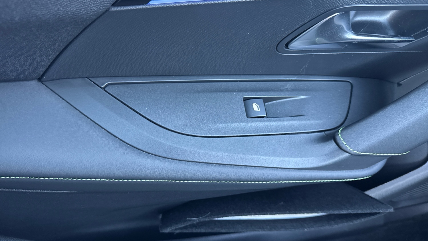 Used Peugeot 2008 2025 for sale - 76887917: Photo 37