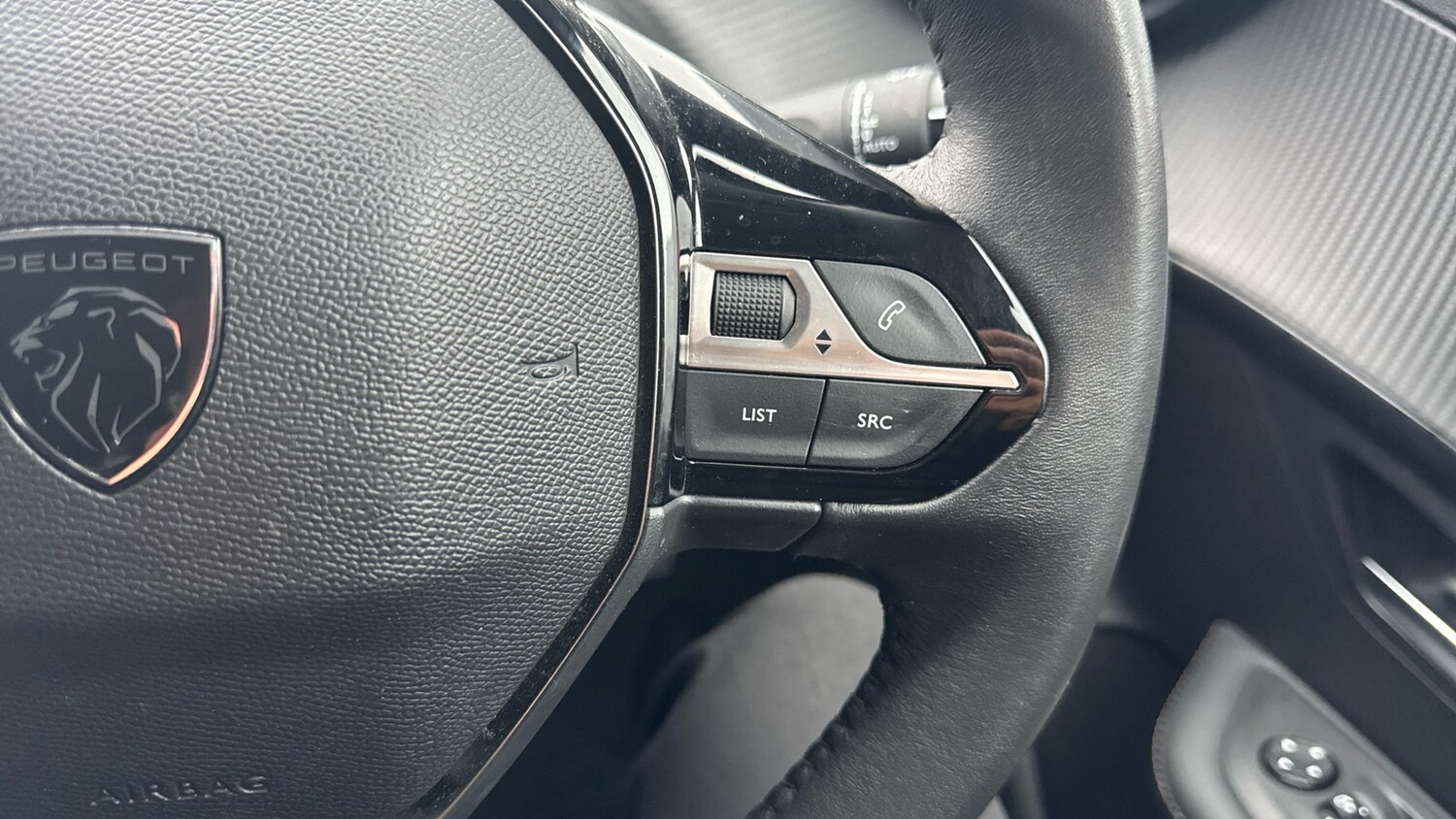 Used Peugeot 208 2024 for sale - 76378410: Photo 24