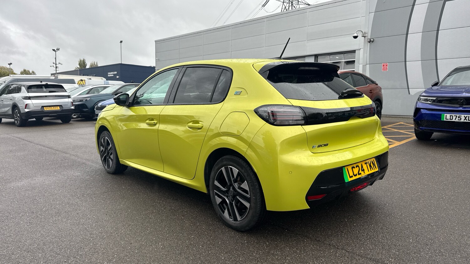 Used Peugeot 208 2024 for sale - 76378410: Photo 5