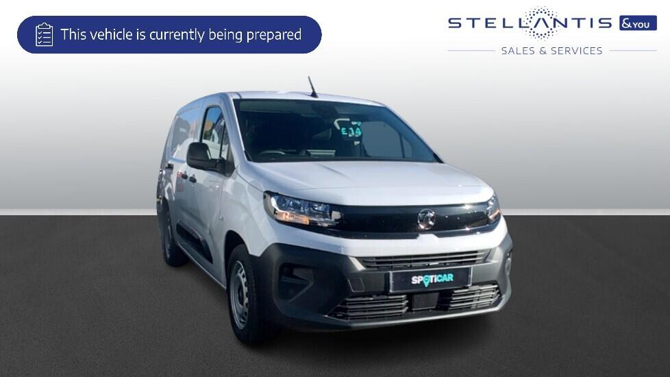 Used Vauxhall Combo 2024 for sale - 76372223: Photo 1