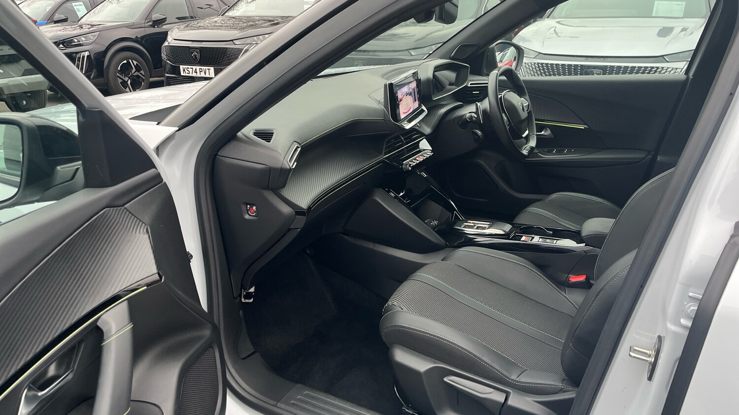 Used Peugeot 2008 2023 for sale - 77412831: Photo 13